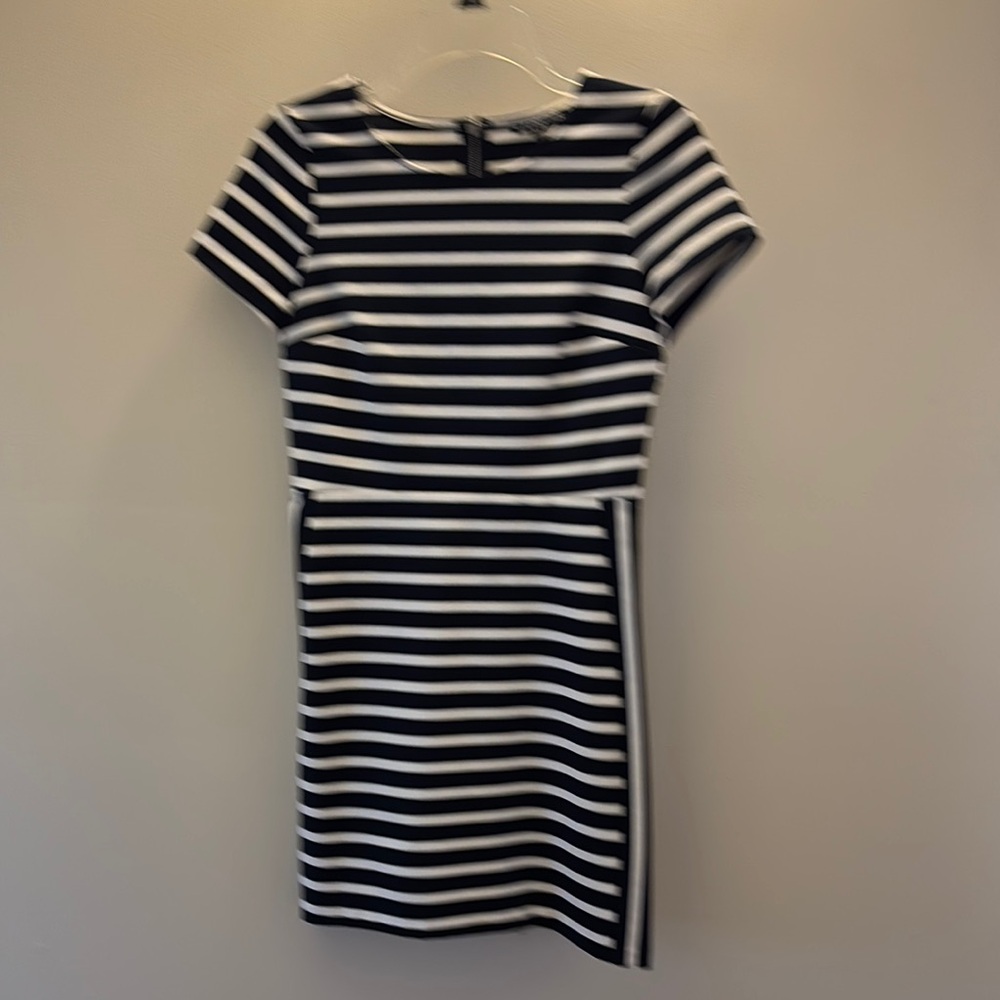 Express women Black and White Sheath Mini‎ Dress